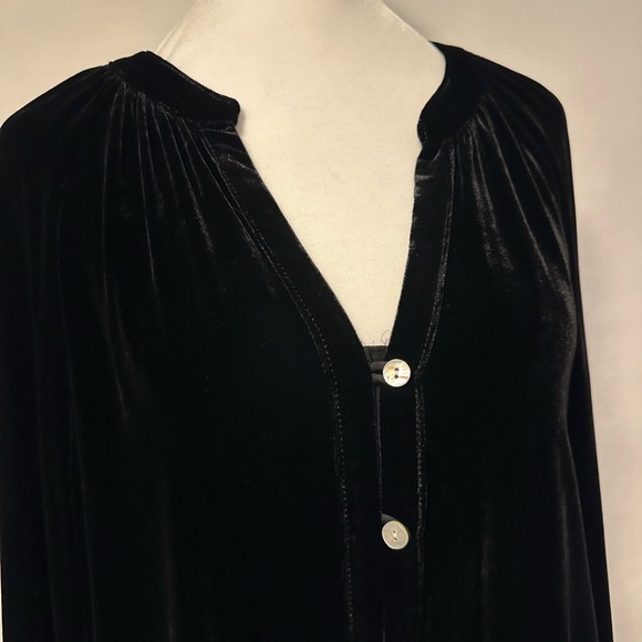 Faherty Naomi Long Sleeve Velvet Women’s Dress. Size M Color Moomlit Black. - Picture 4 of 12